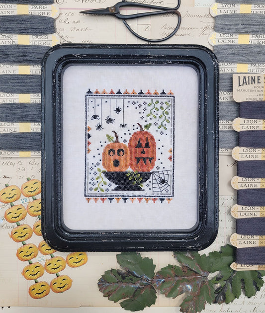Two Pumpkins Bright PDF